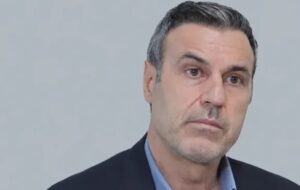 بنگاه‌ها و نهادهای حاکمیتی با سهم ۳۵ درصدی از اقتصاد، تنها ۳.۵ همت مالیات پرداخت می‌کنند!