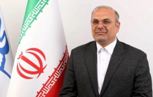 لزوم برگزاری نشست و ایجاد اتاق مشترک بین تیم اقتصادی دولت و بنگاه‌های اقتصادی حاکمیتی / همه بنگاه‌های اقتصادی دولتی و خصولتی برای کمک به اقتصاد ملی باید در کنار هم قرار گیرند