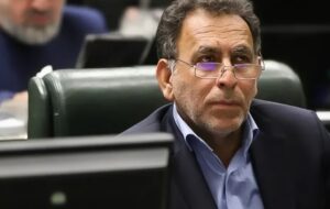 بنگاه‌های اقتصادی خصولتی نه تنها به دولت کمکی نکرده‌اند که در کمال تعجب طلبکار هم هستند